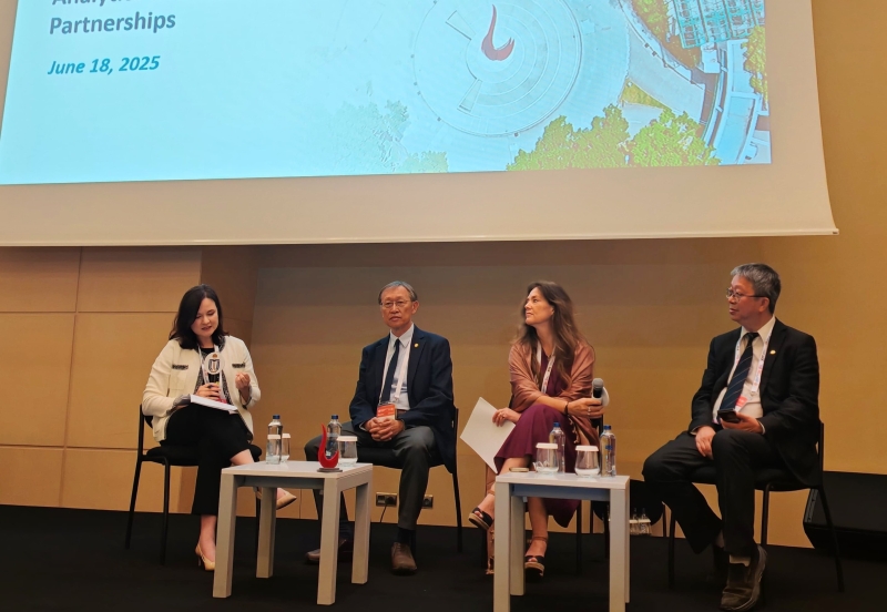 A panel discussion explores how advancements in predictive models can help mitigate loss of life and property during extreme climate events.