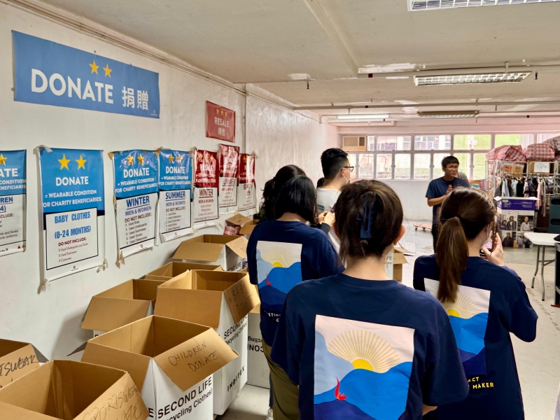As part of the HKUST Impact Makers staff volunteering program, these volunteers gave their time to support Redress’ Takeback Program, which focuses on collecting, sorting, and recirculating unwanted clothing from the public to save it from landfills.