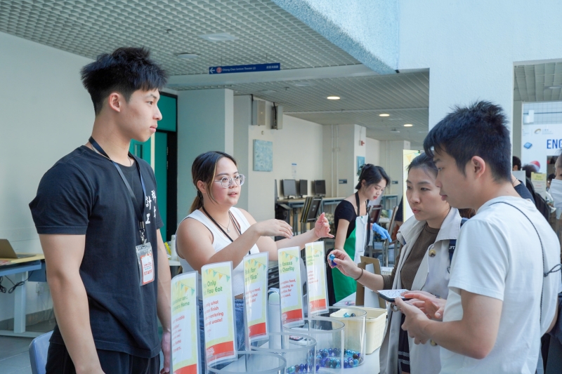 The initiative, dedicated to promoting sustainable and low-carbon eating habits, is visiting eight universities throughout October.