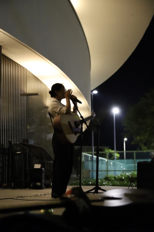 We begin with a busking pop up in the evening called “Busking in the Afterglow”, harnessing the beautiful hour after sunset as our backdrop.